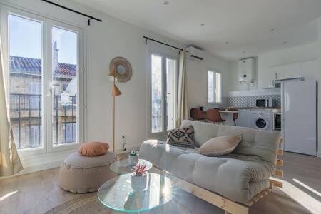 Le Albrand - Joliette - St Charles - Vieux Port *